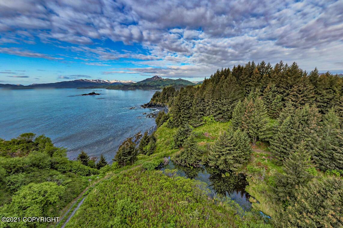 6186 Cliff Point Rd, Kodiak AK 99615