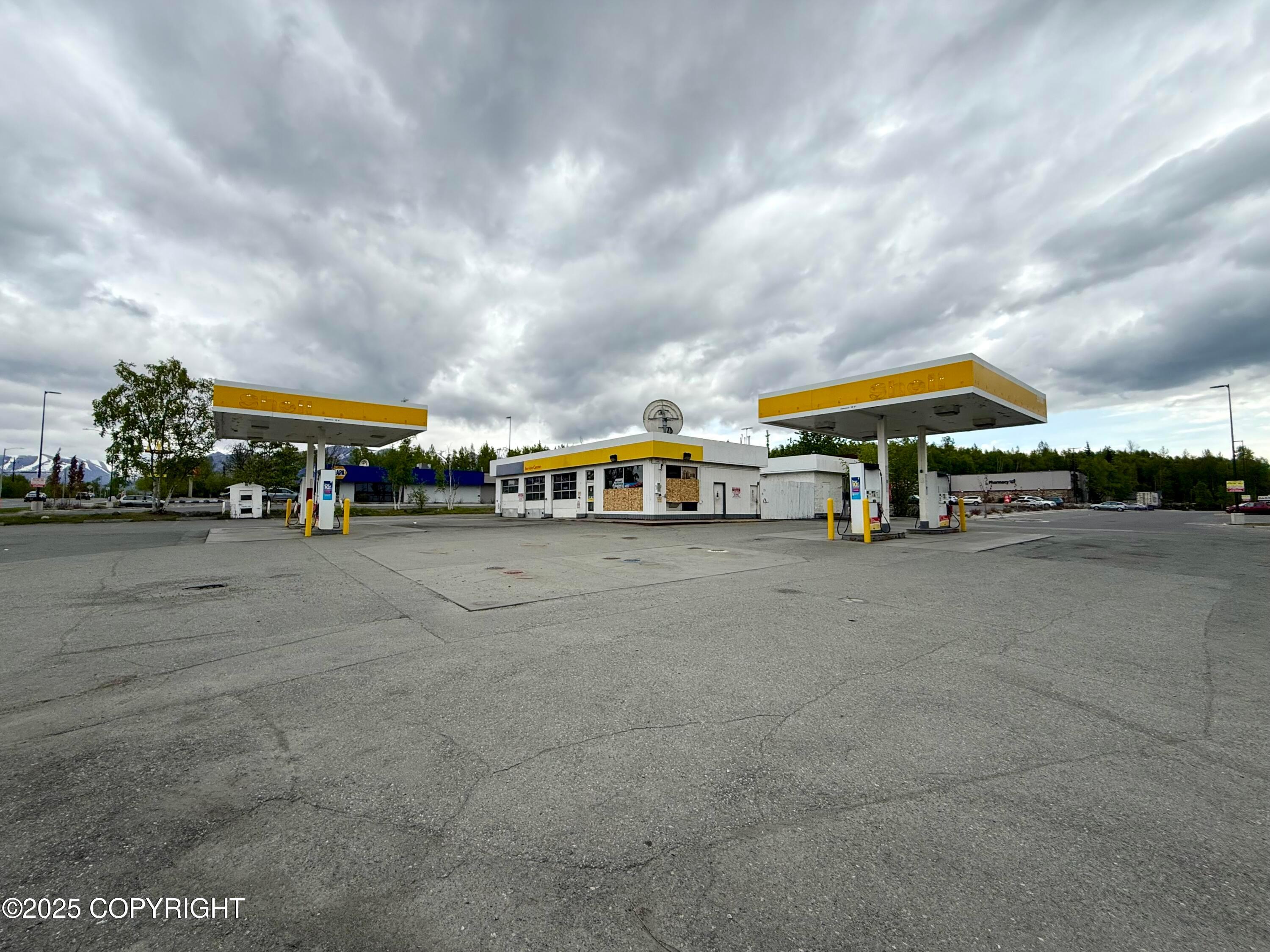 5500 Debarr Road, Anchorage AK 99504