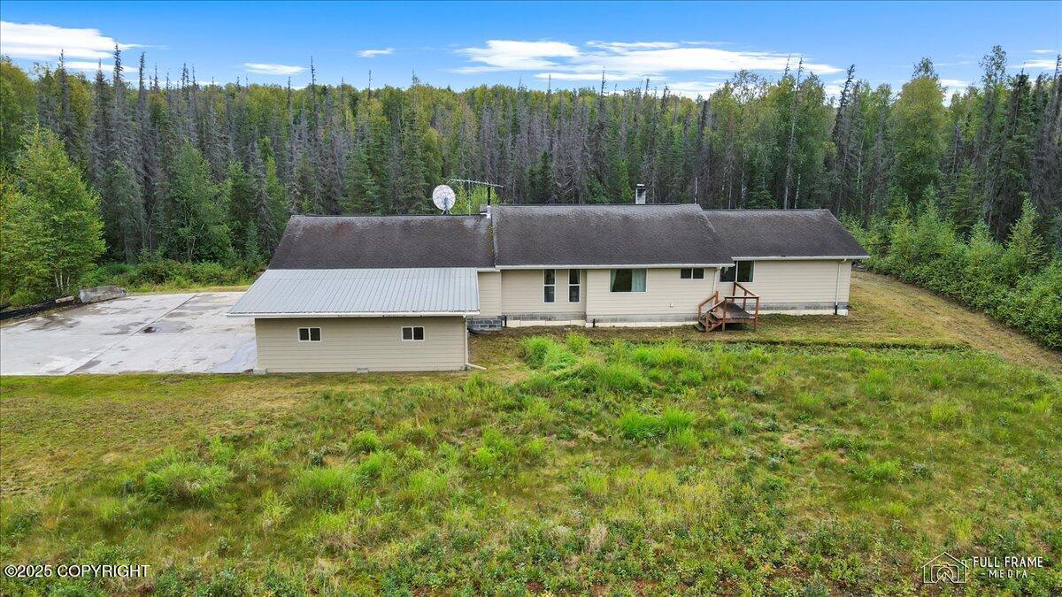 12770 W Armstrong Road, Houston AK 99623