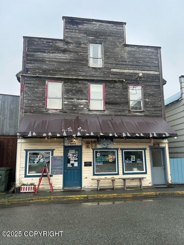 13 N Sing Lee Alley, Petersburg AK 99833
