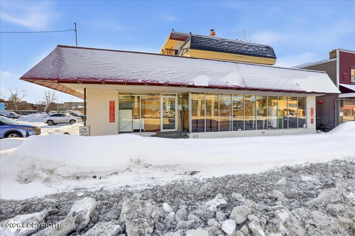 1068 W Fireweed Lane, Anchorage AK 99503