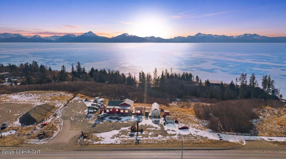 725 Sterling Highway, Homer AK 99603