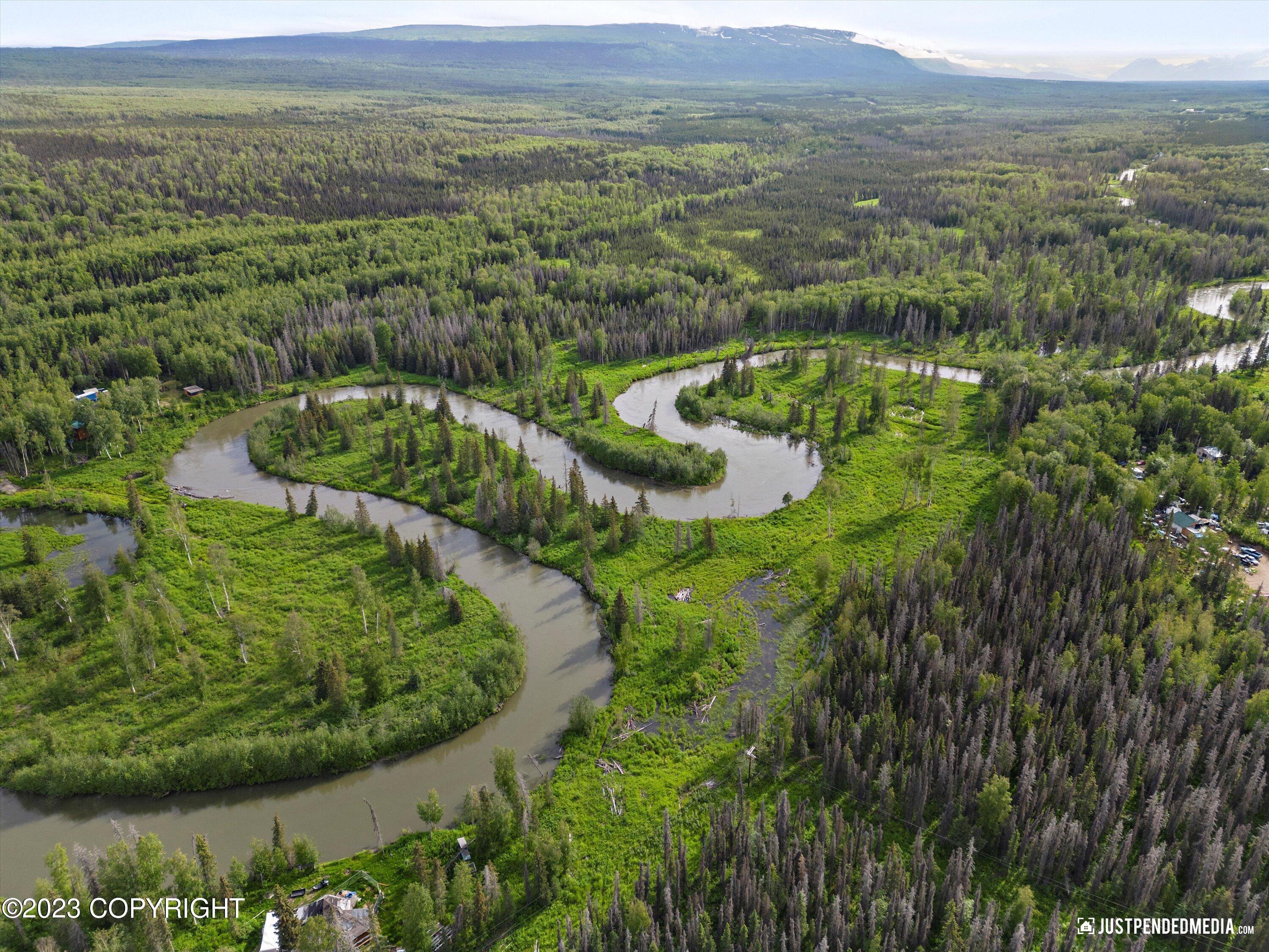 D001 W Armstrong Road, Houston AK 99623