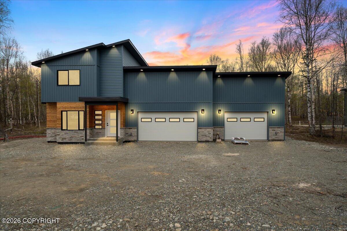 7404 N Paw Street, Wasilla AK 99654