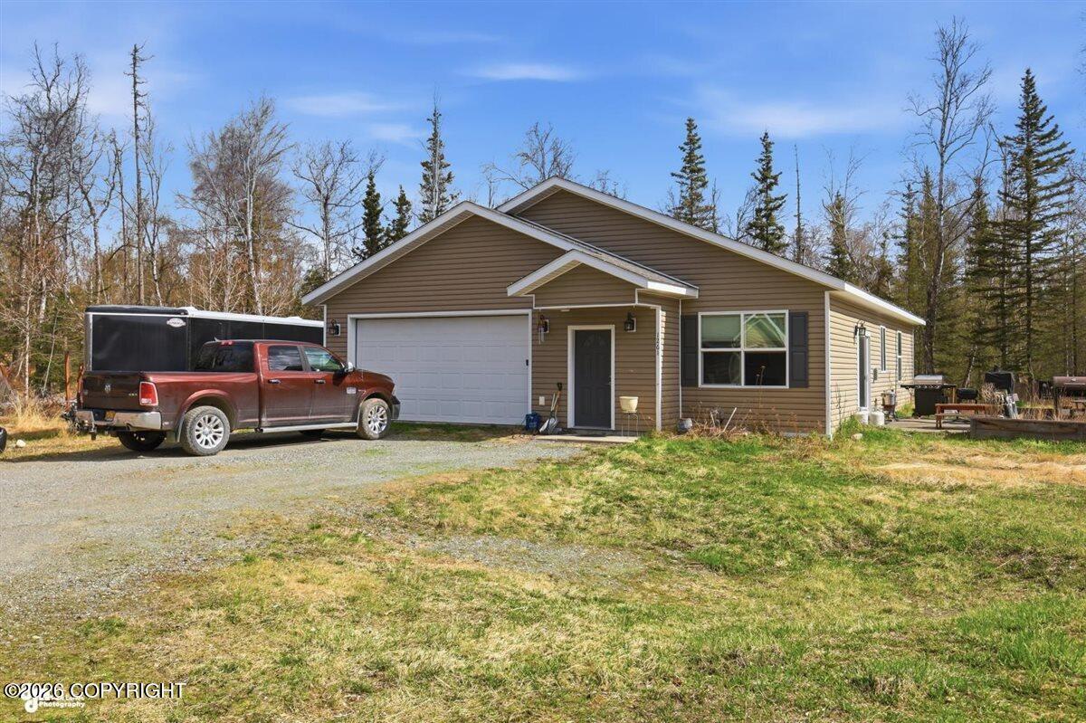 1261 E Spruce Avenue, Wasilla AK 99654