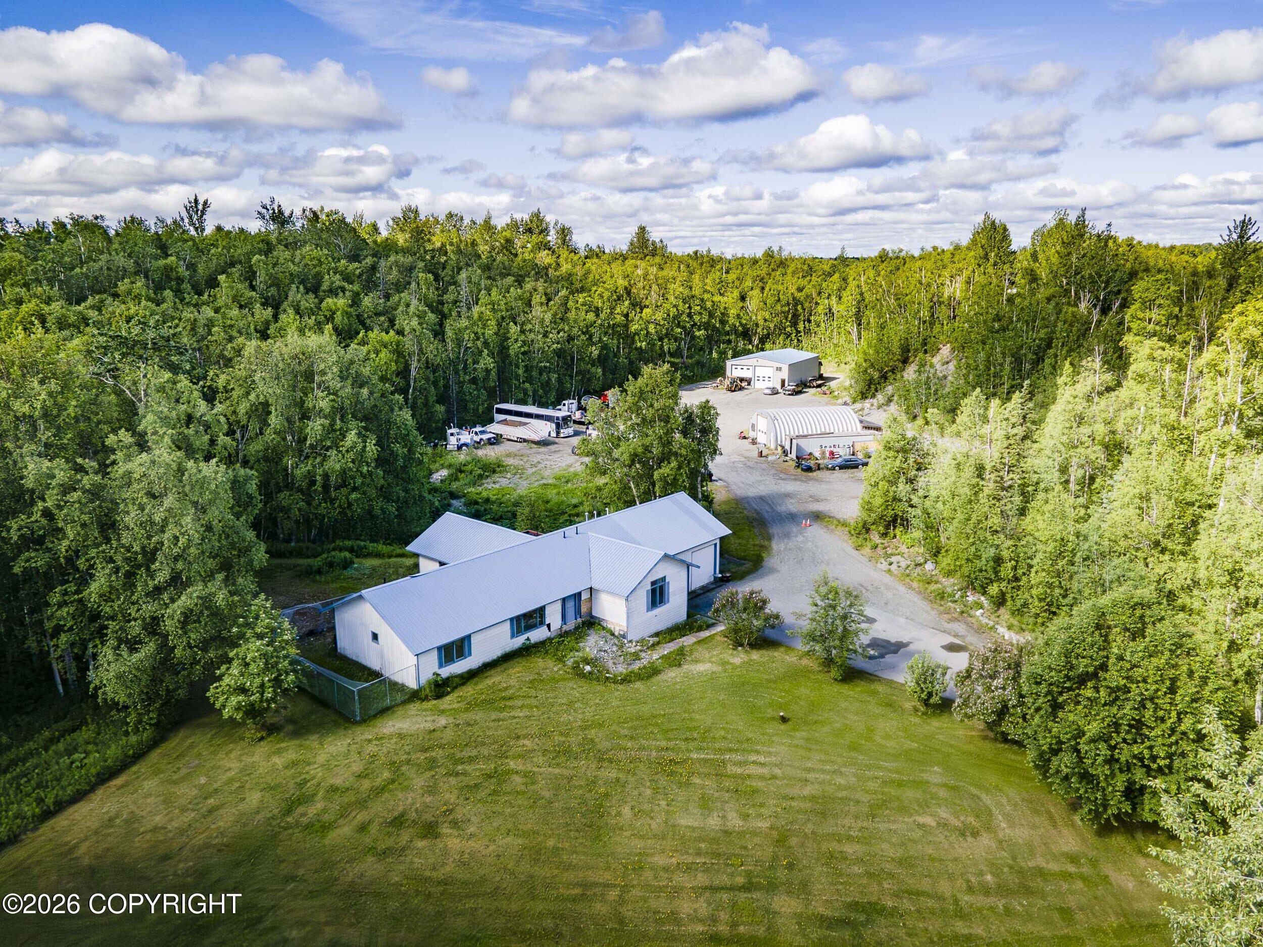 5747 N Cunningham Road, Palmer AK 99645