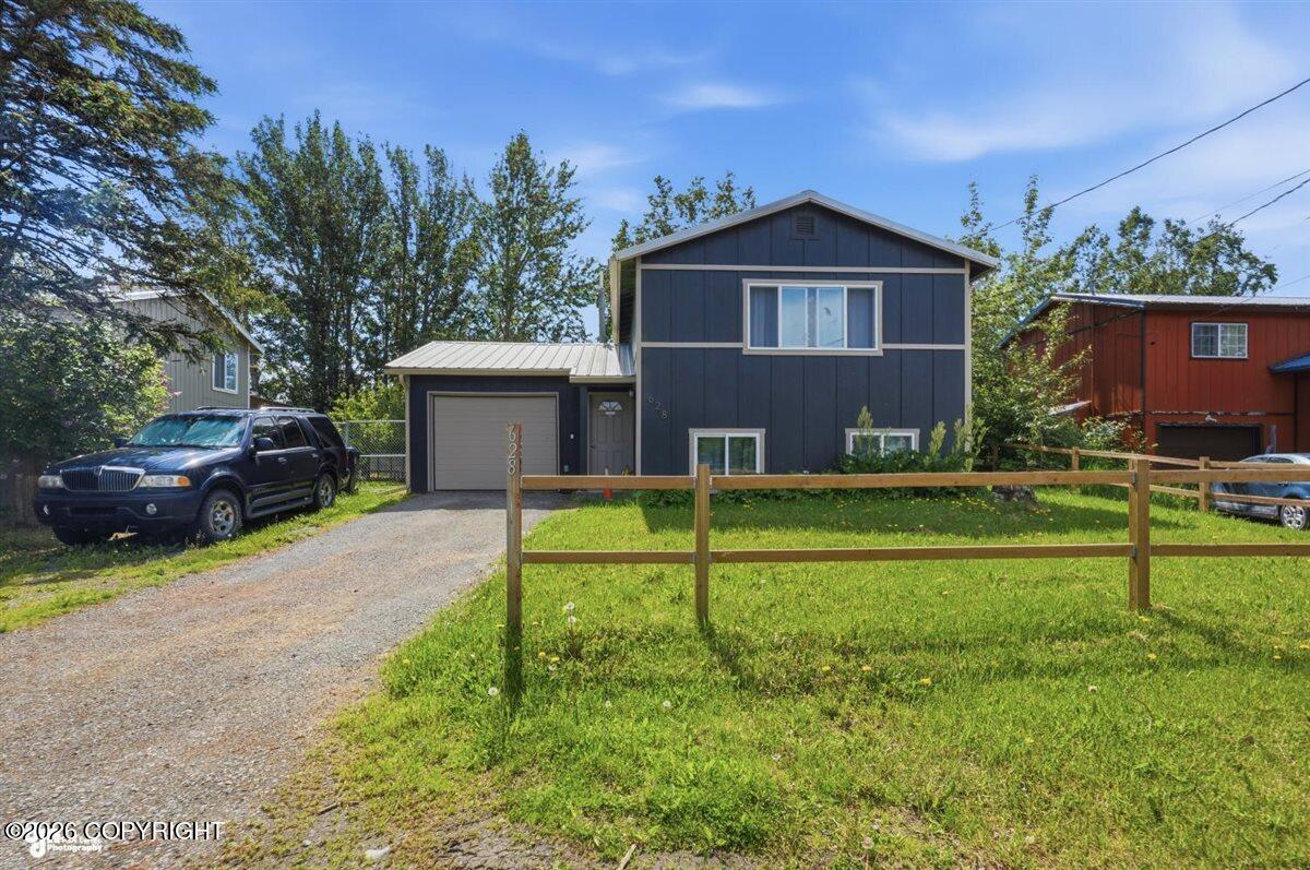 628 E Eklutna Avenue, Palmer AK 99645