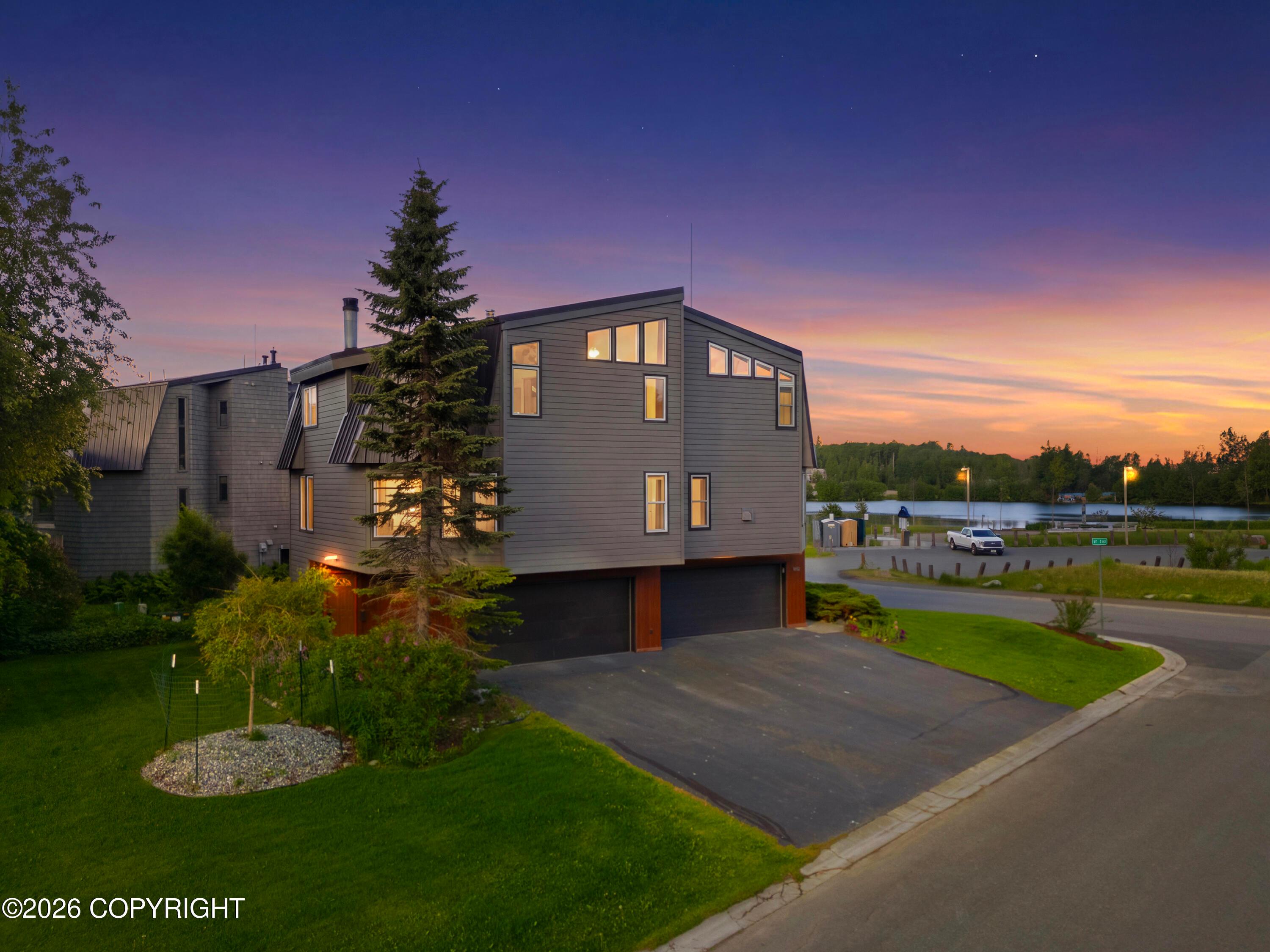 1854 Buccaneer Place #2, Anchorage AK 99501