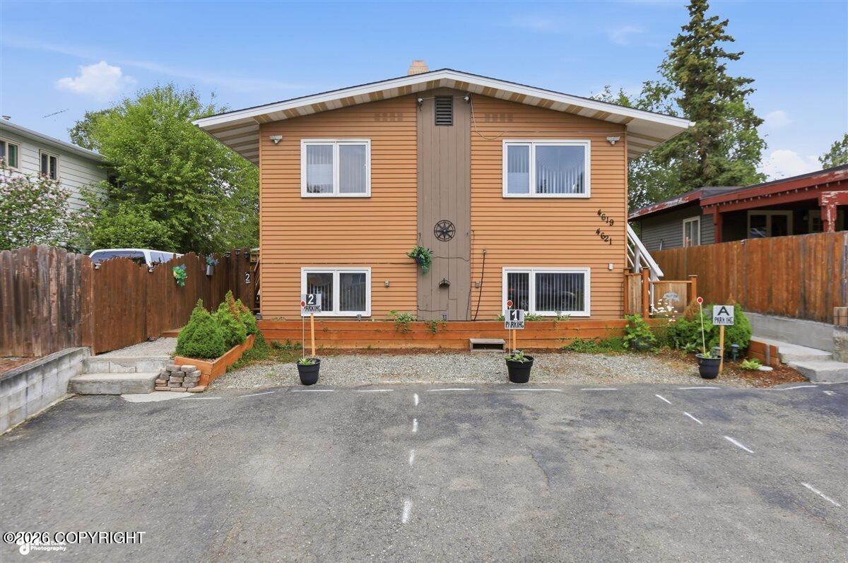 4619 E 9th Avenue, Anchorage AK 99508