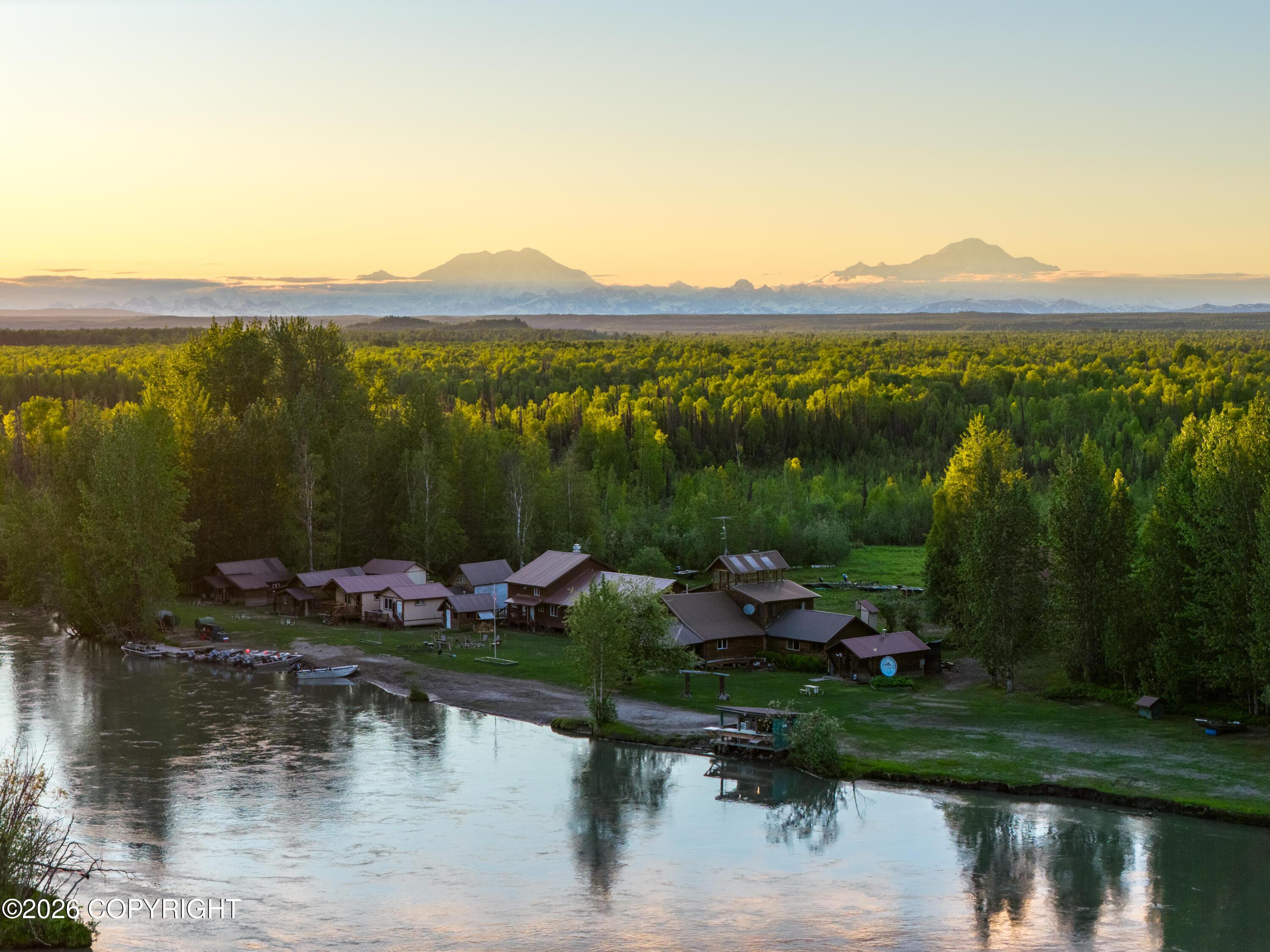 Tr D McDougall Lodge, Skwentna AK 99667