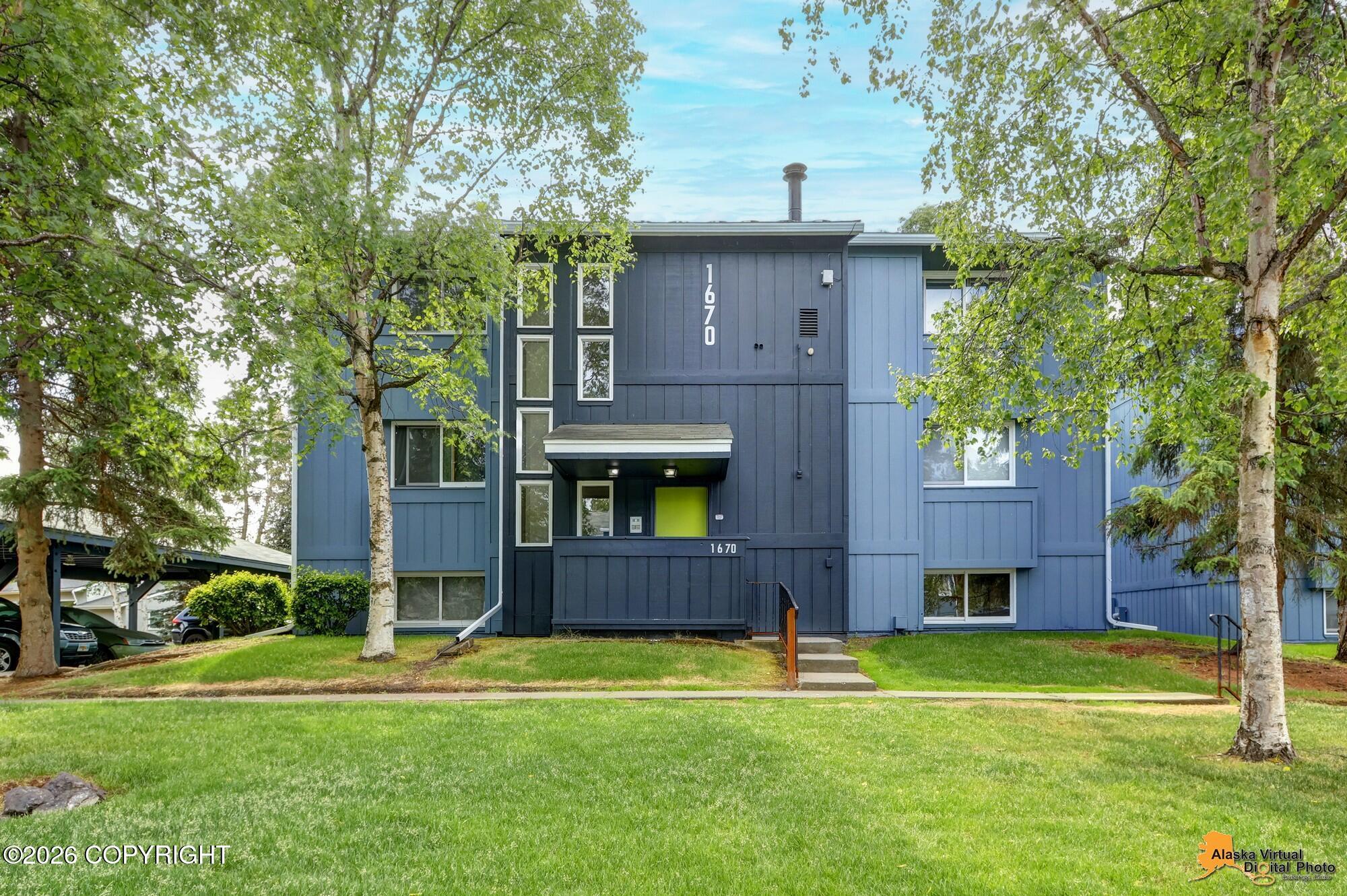 1670 Eastridge Drive #302, Anchorage AK 99501
