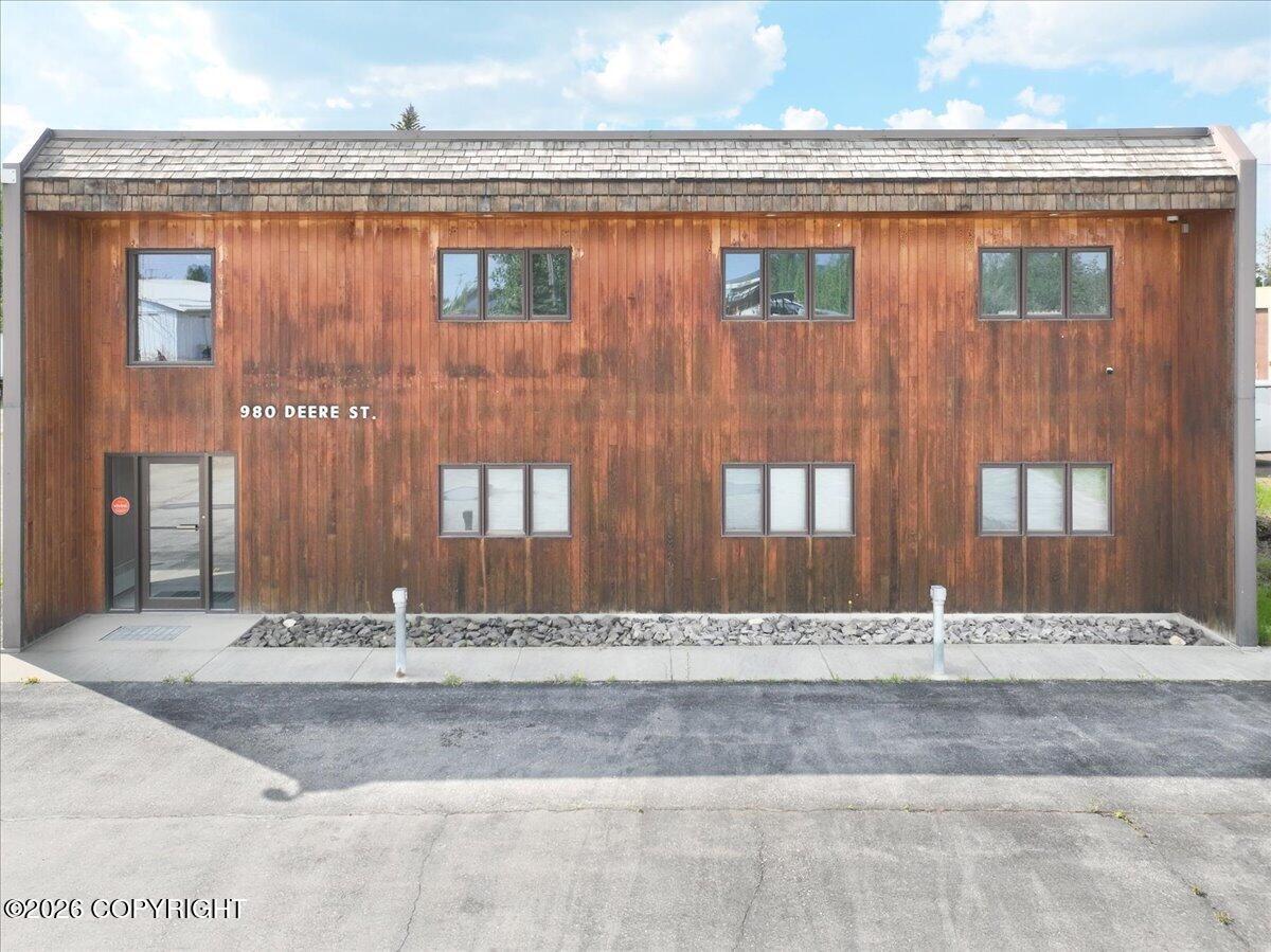 980 Deere Street, Fairbanks AK 99709