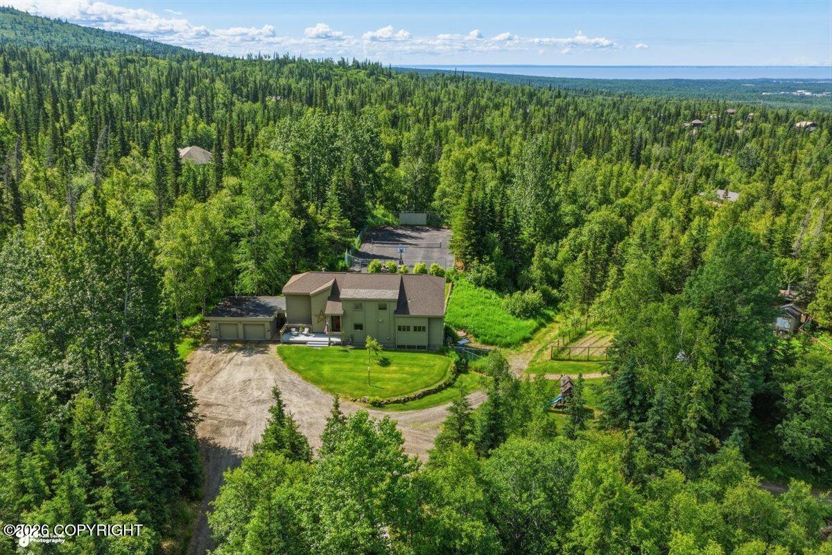 9400 Midden Way, Anchorage AK 99507