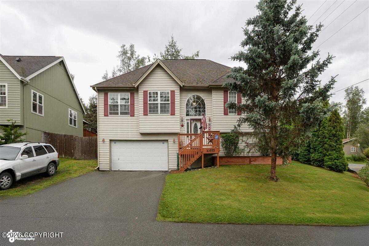 10555 Chain of Rock Street, Eagle River AK 99577