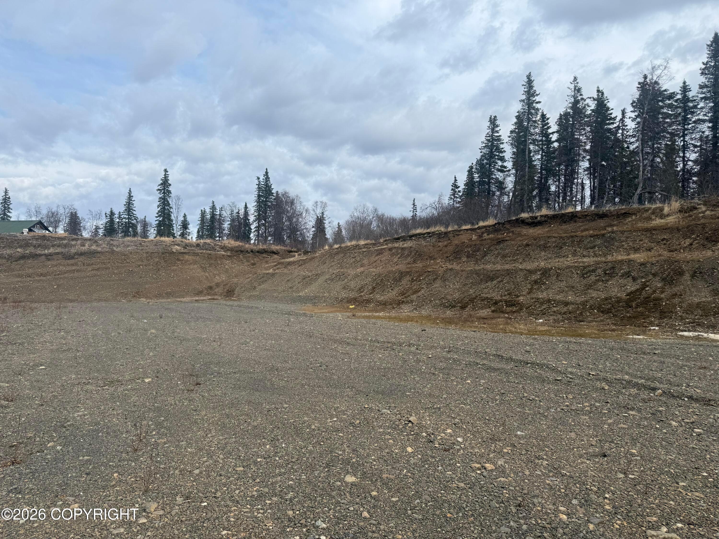 4 Gordon Pit Road, Dillingham AK 99576