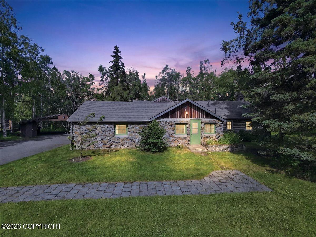 1359 Bannister Drive, Anchorage AK 99508
