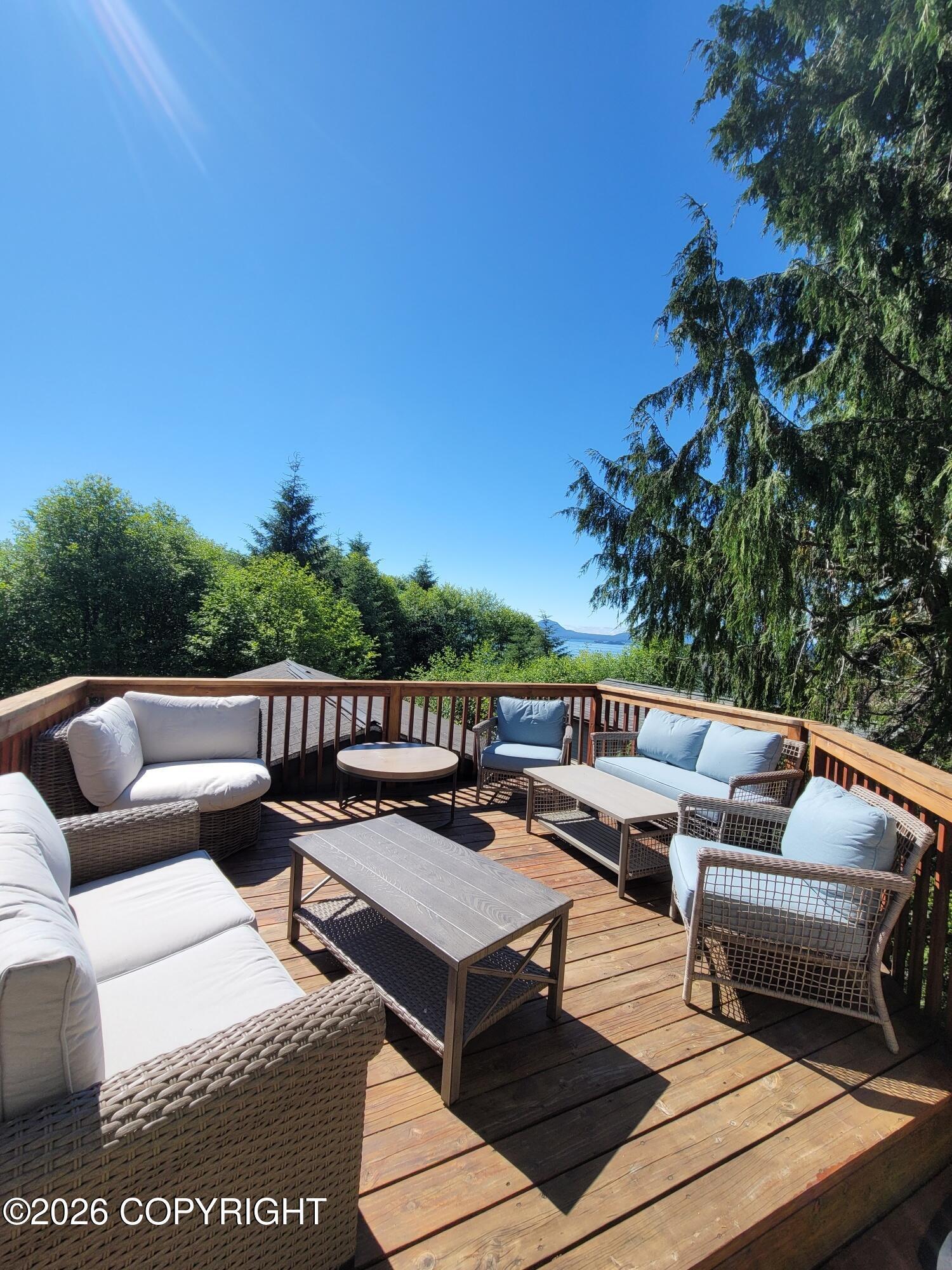 1729 Edgecumbe Drive, Sitka AK 99835