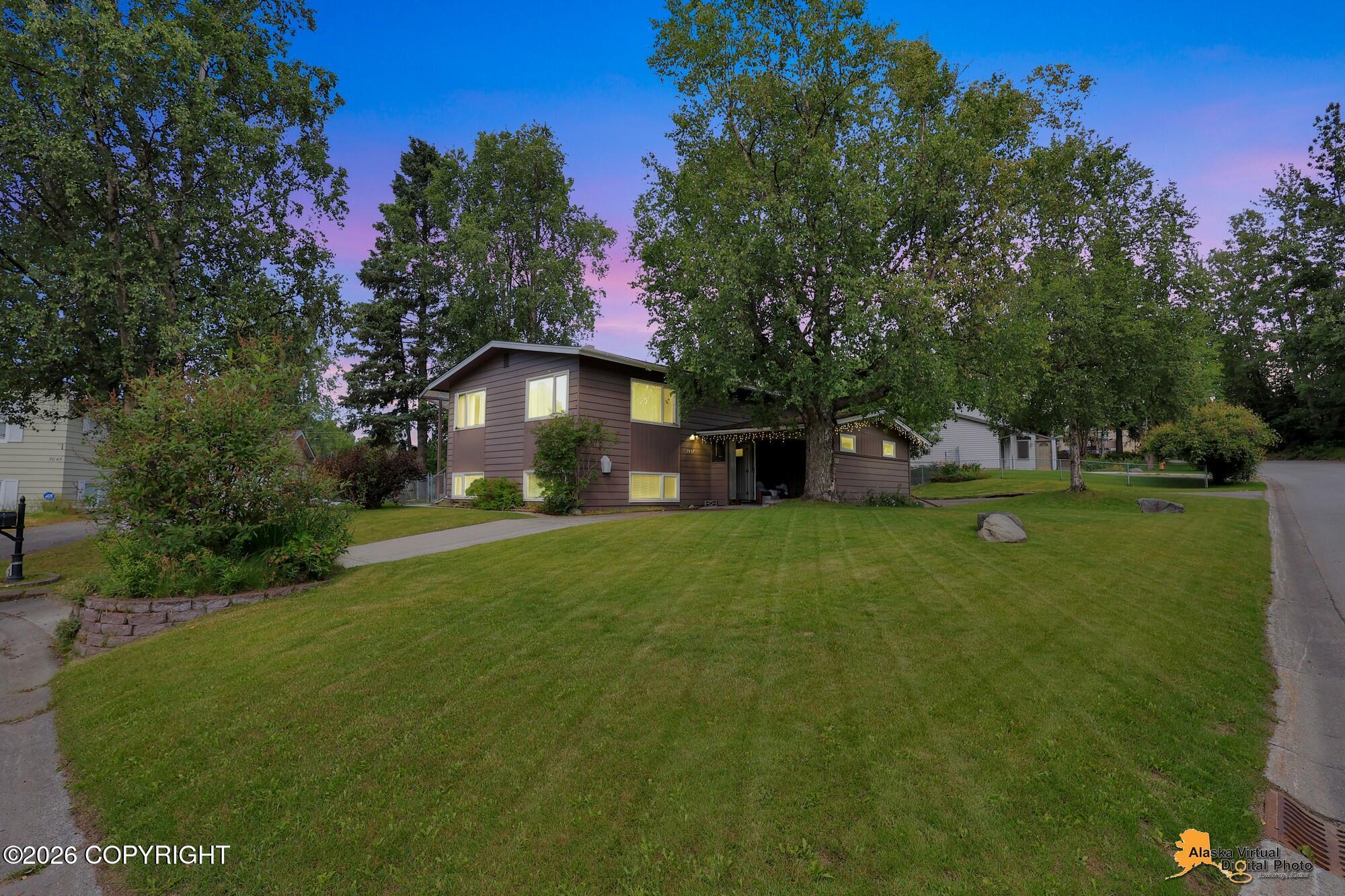 7657 E 20th Avenue, Anchorage AK 99504