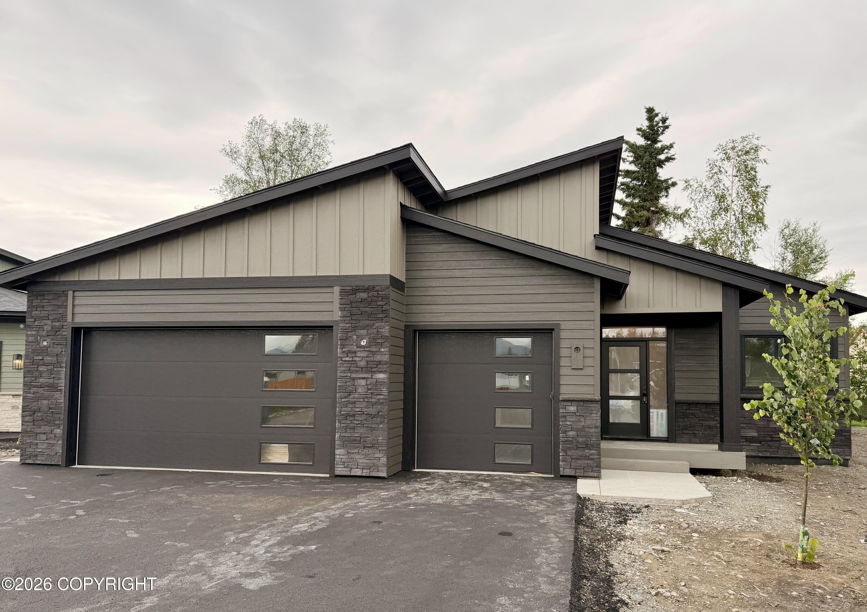 10040 Zeus Circle, Anchorage AK 99515