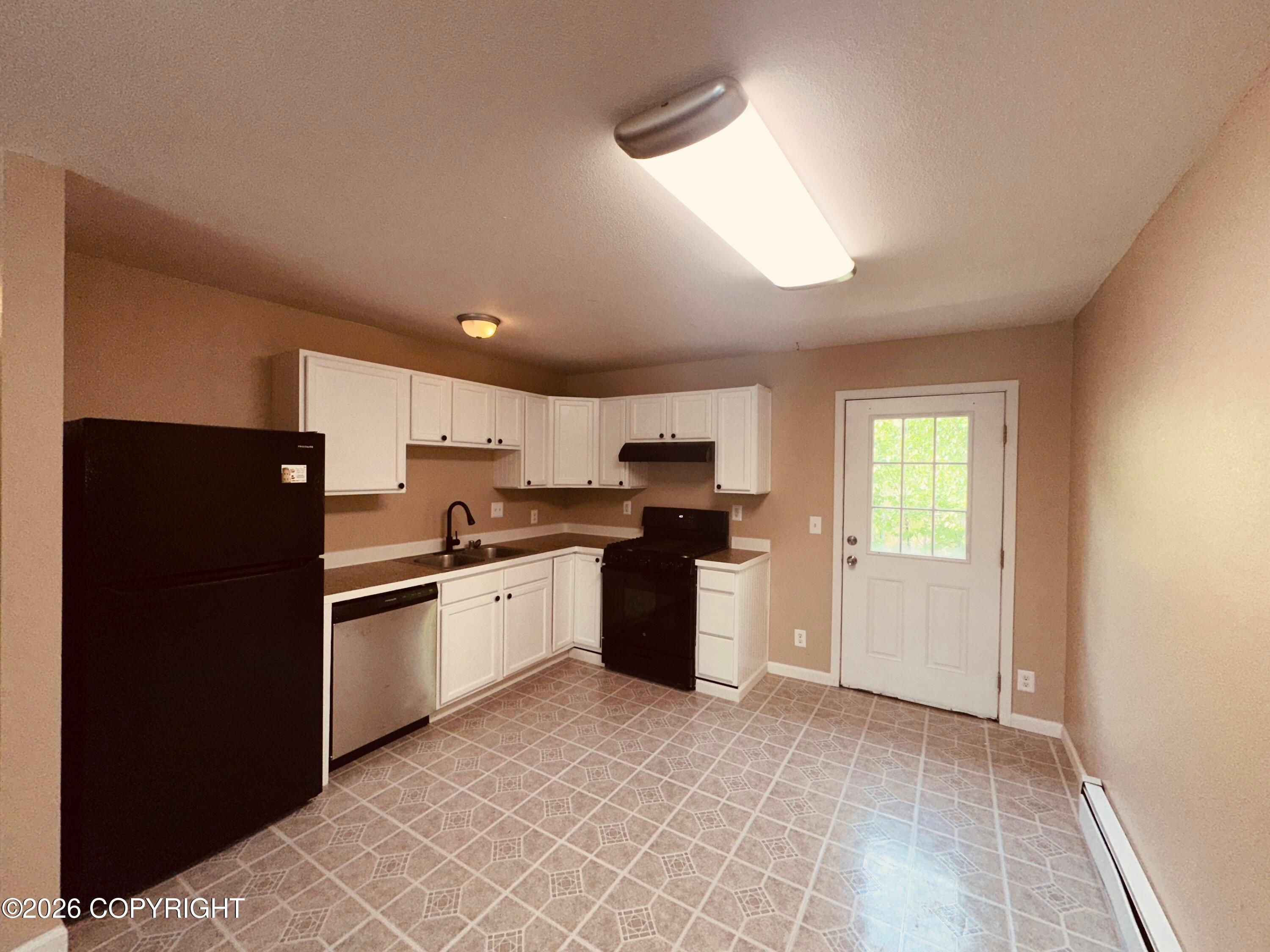 374 E Chickaloon Way #2, Wasilla AK 99654