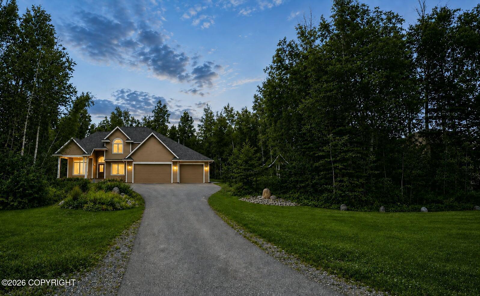 8270 E Splendid View Drive, Palmer AK 99645