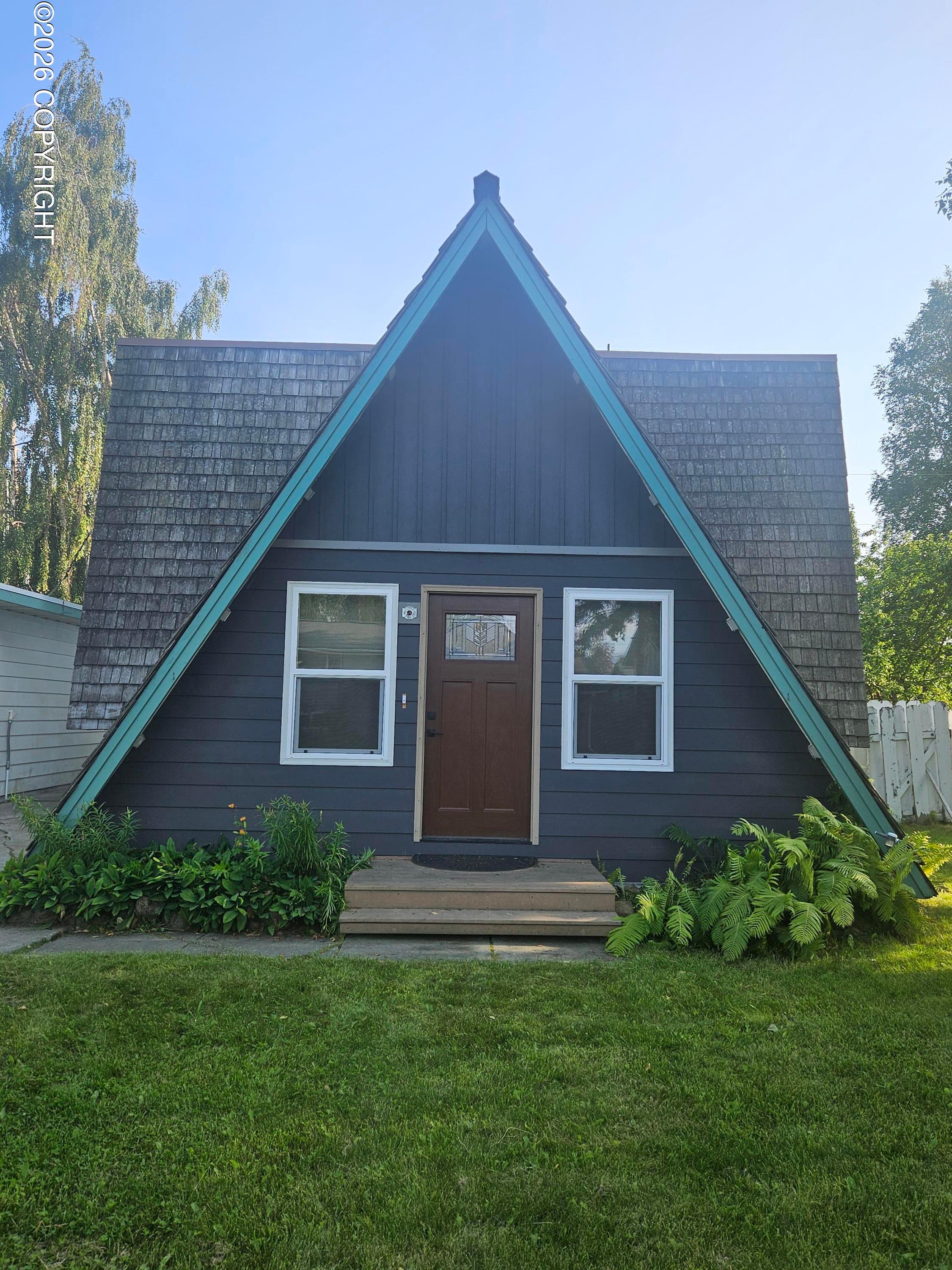 724 W 72nd Avenue, Anchorage AK 99518