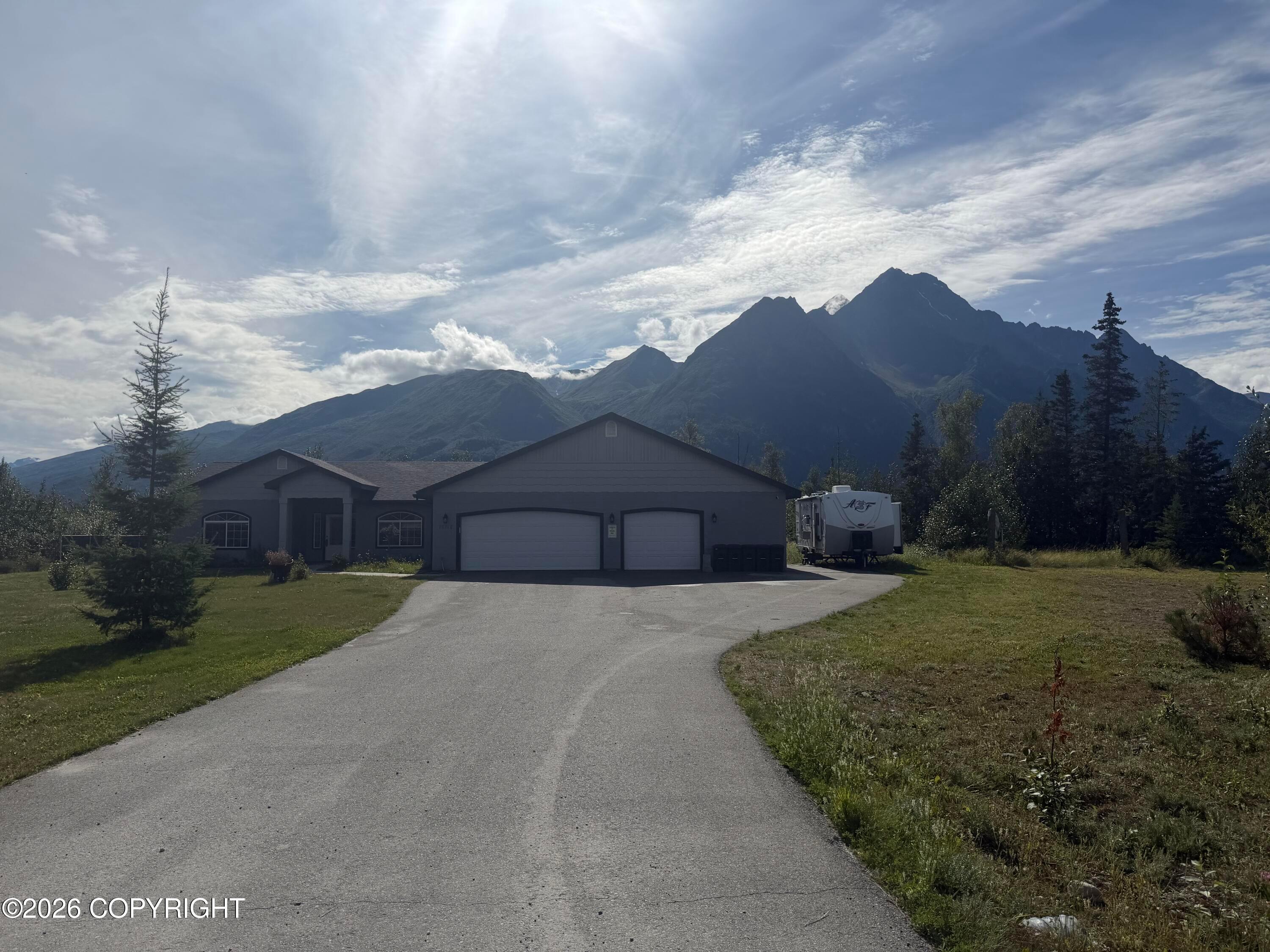 18112 E Pine Needle Way, Palmer AK 99645