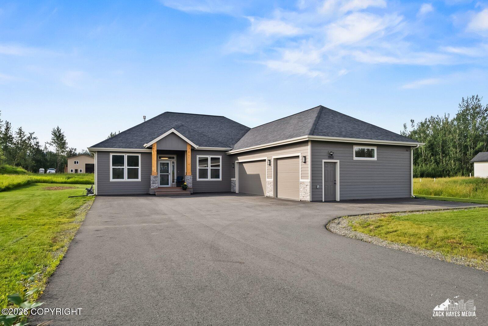 11810 E Apple Circle, Palmer AK 99645