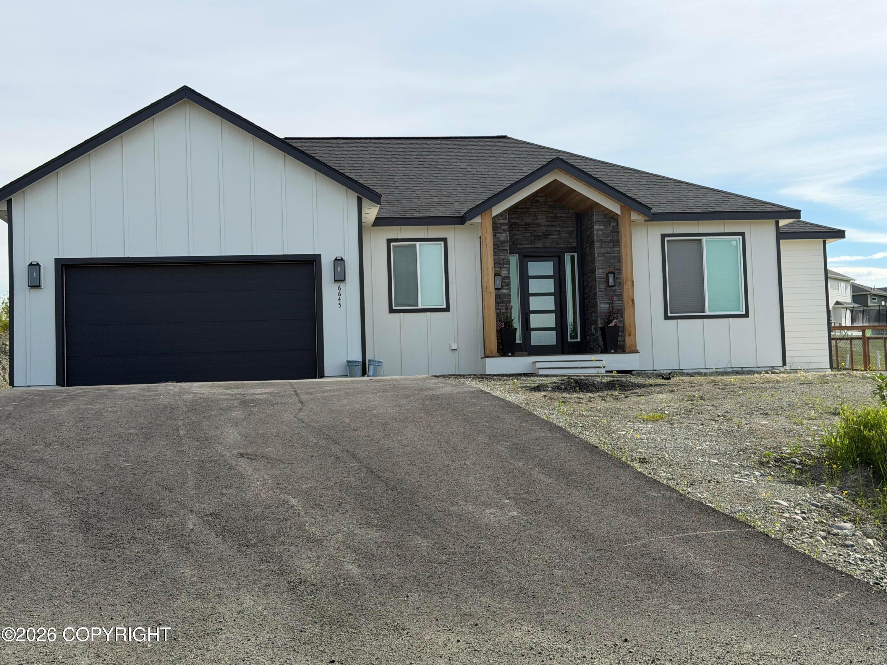 2567 S Rainbow View Circle, Wasilla AK 99645