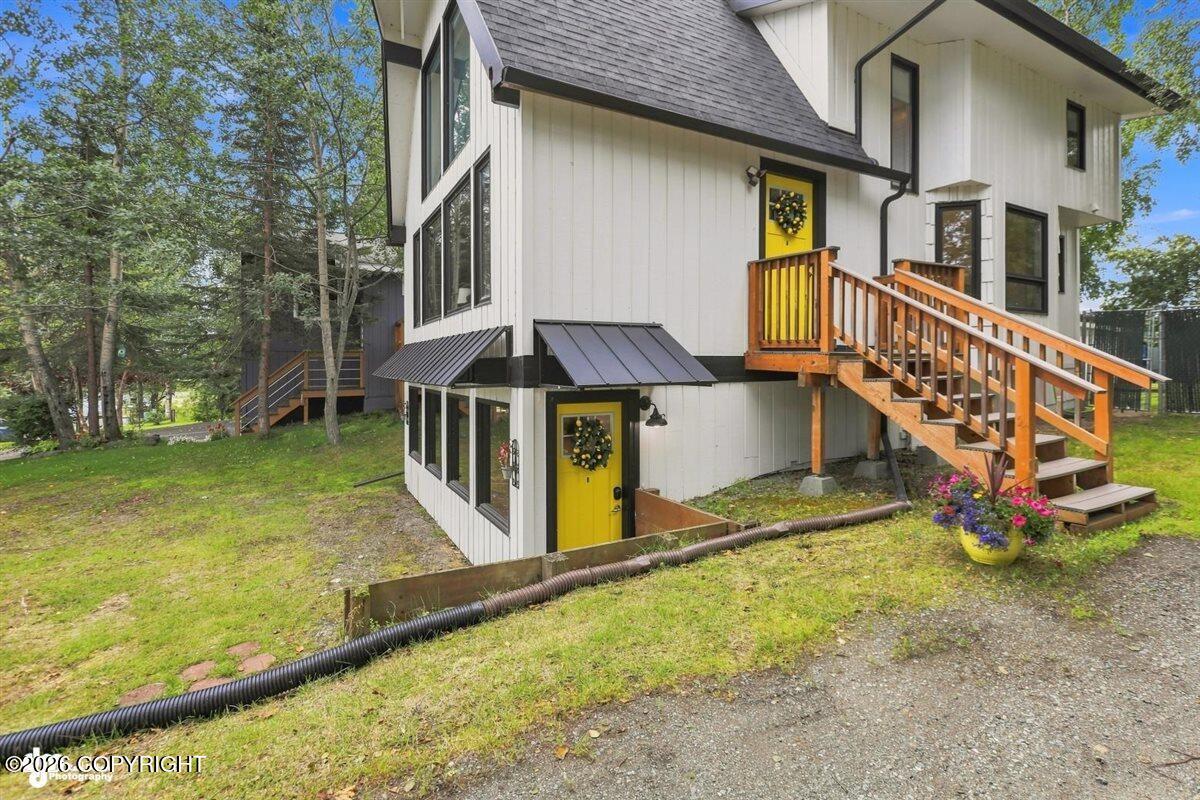 8230 Seacliff Street, Anchorage AK 99502