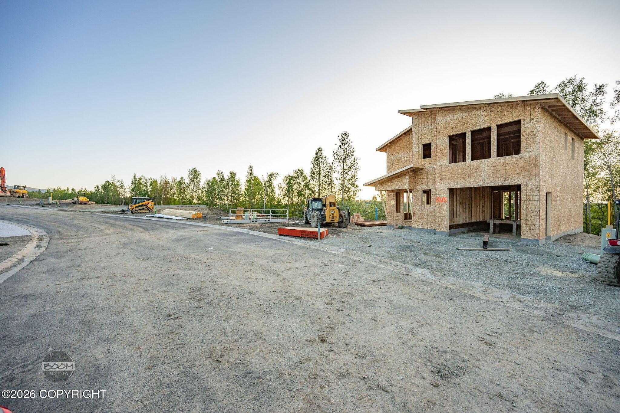 L1 Paris Way, Eagle River AK 99577