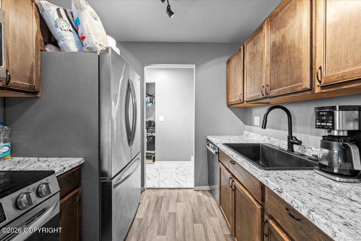 160 Grand Larry Street D7, Anchorage AK 99504