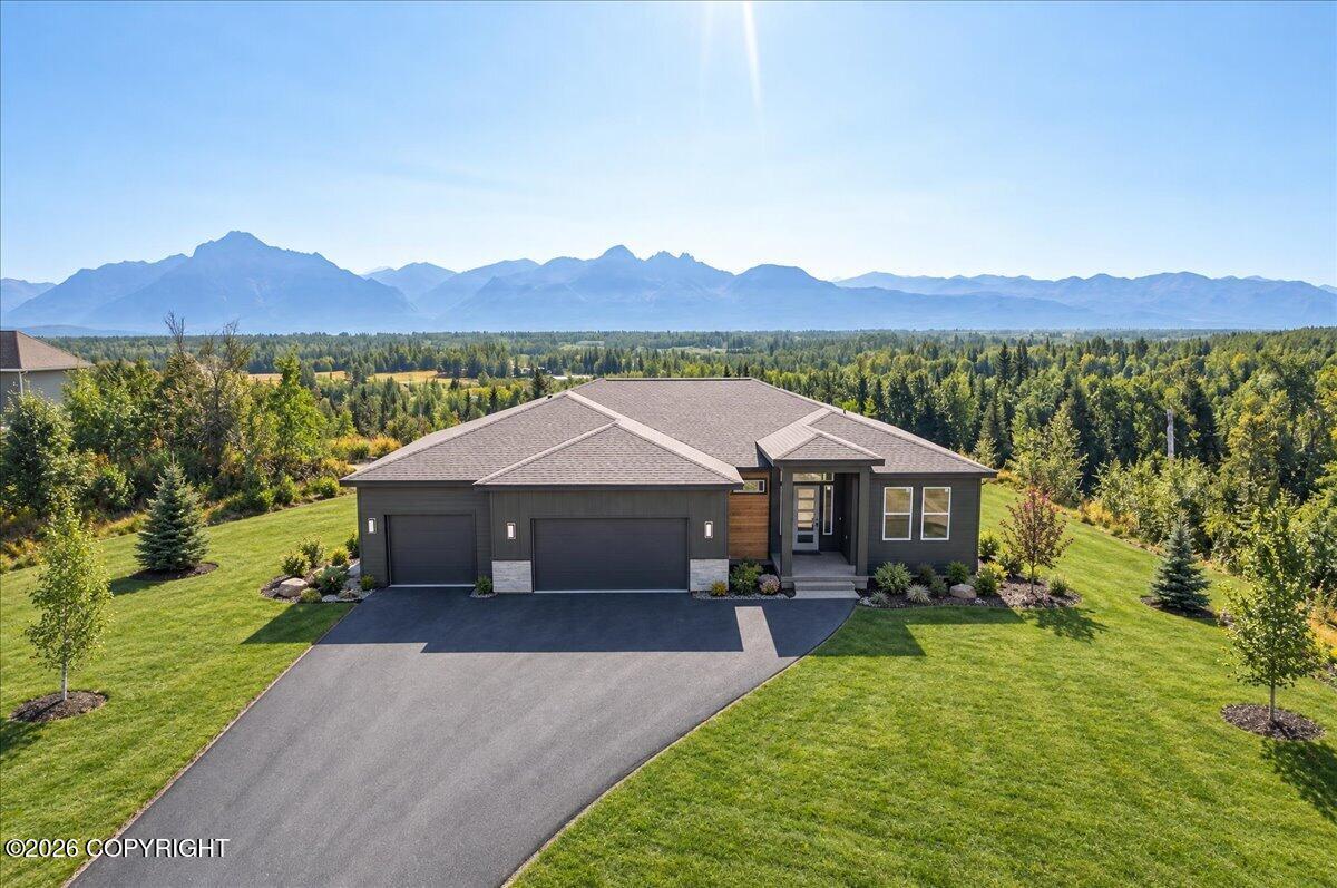 2525 N Larkspur Hill Circle, Palmer AK 99645