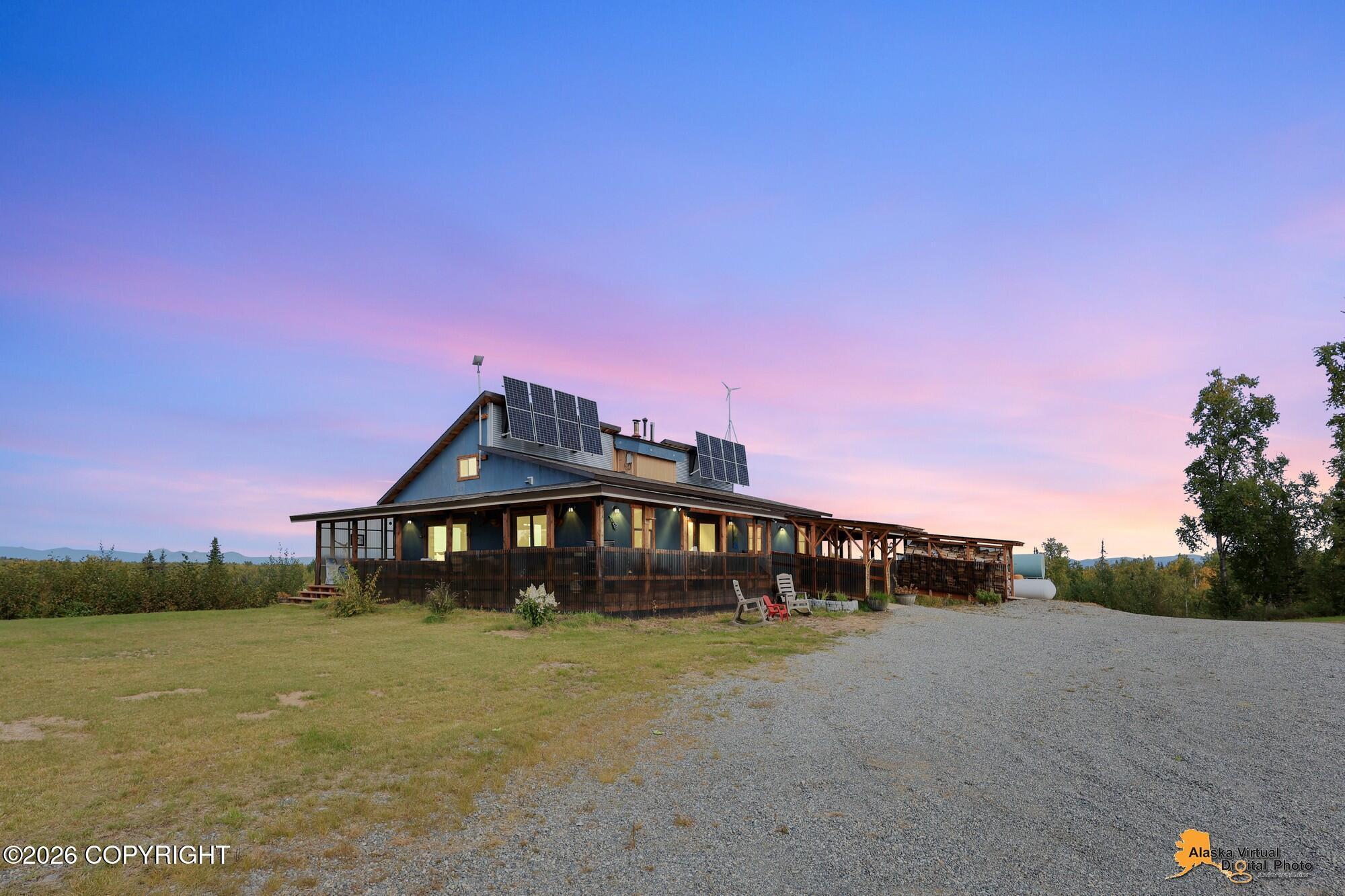 22459 S Watkins Road, Trapper Creek AK 99683