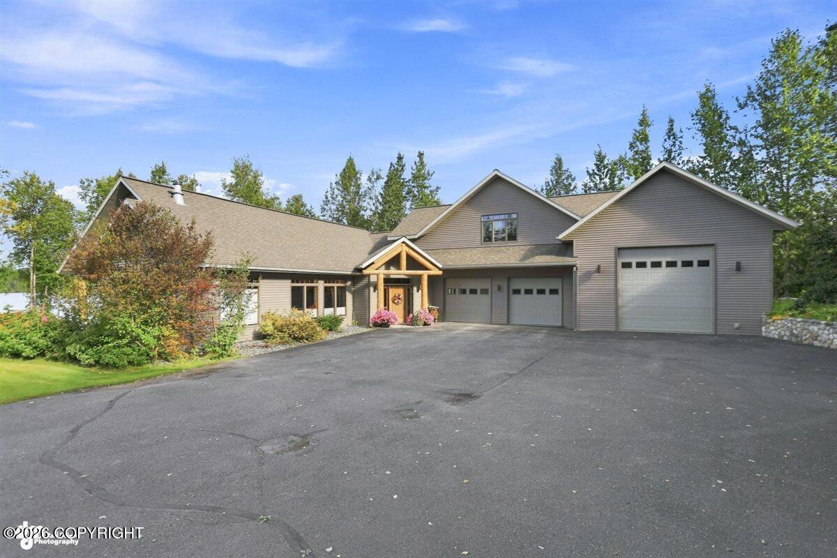 131 E Lake View Avenue, Wasilla AK 99654