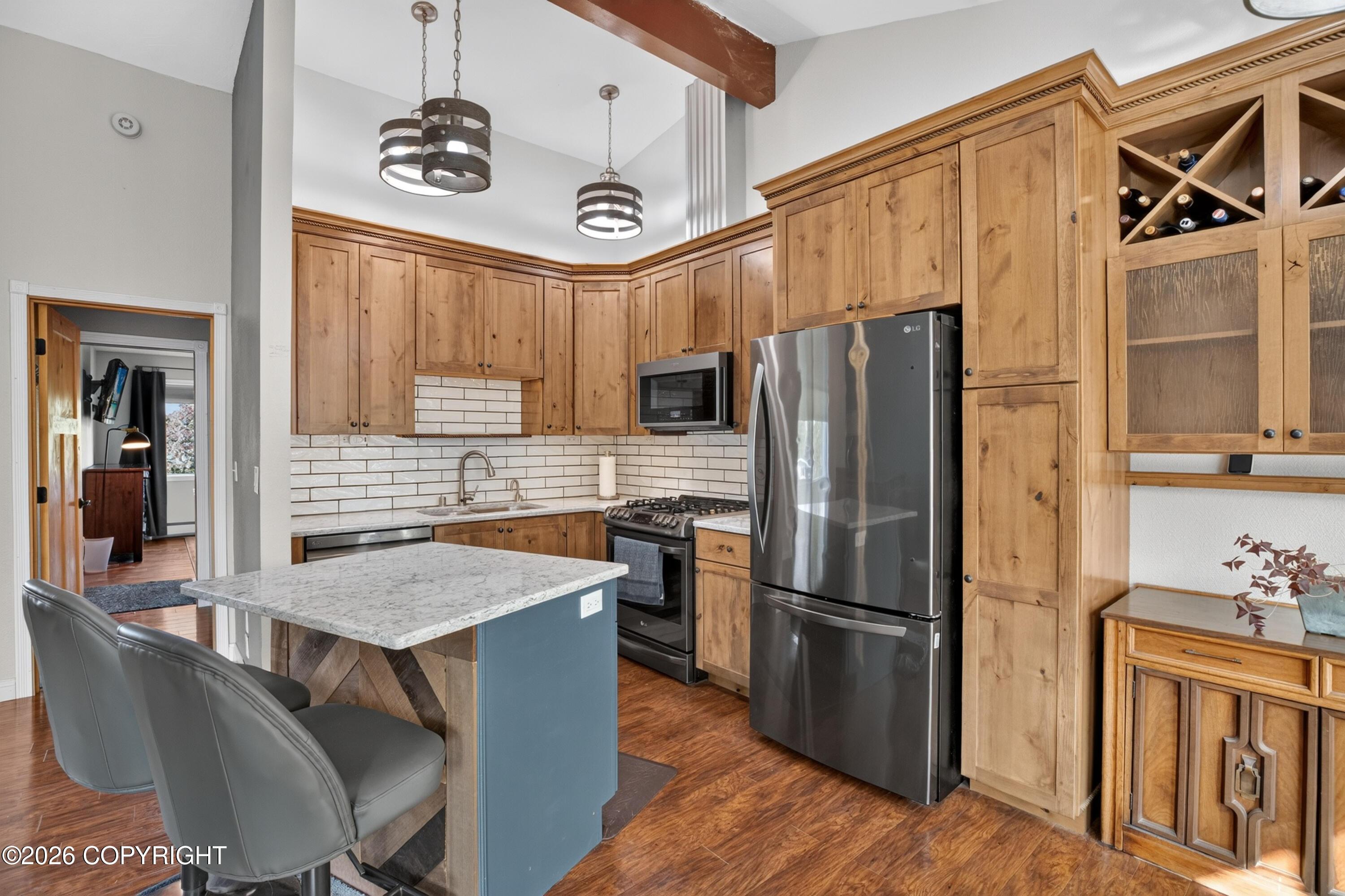 6510 E 16th Avenue, Anchorage AK 99504