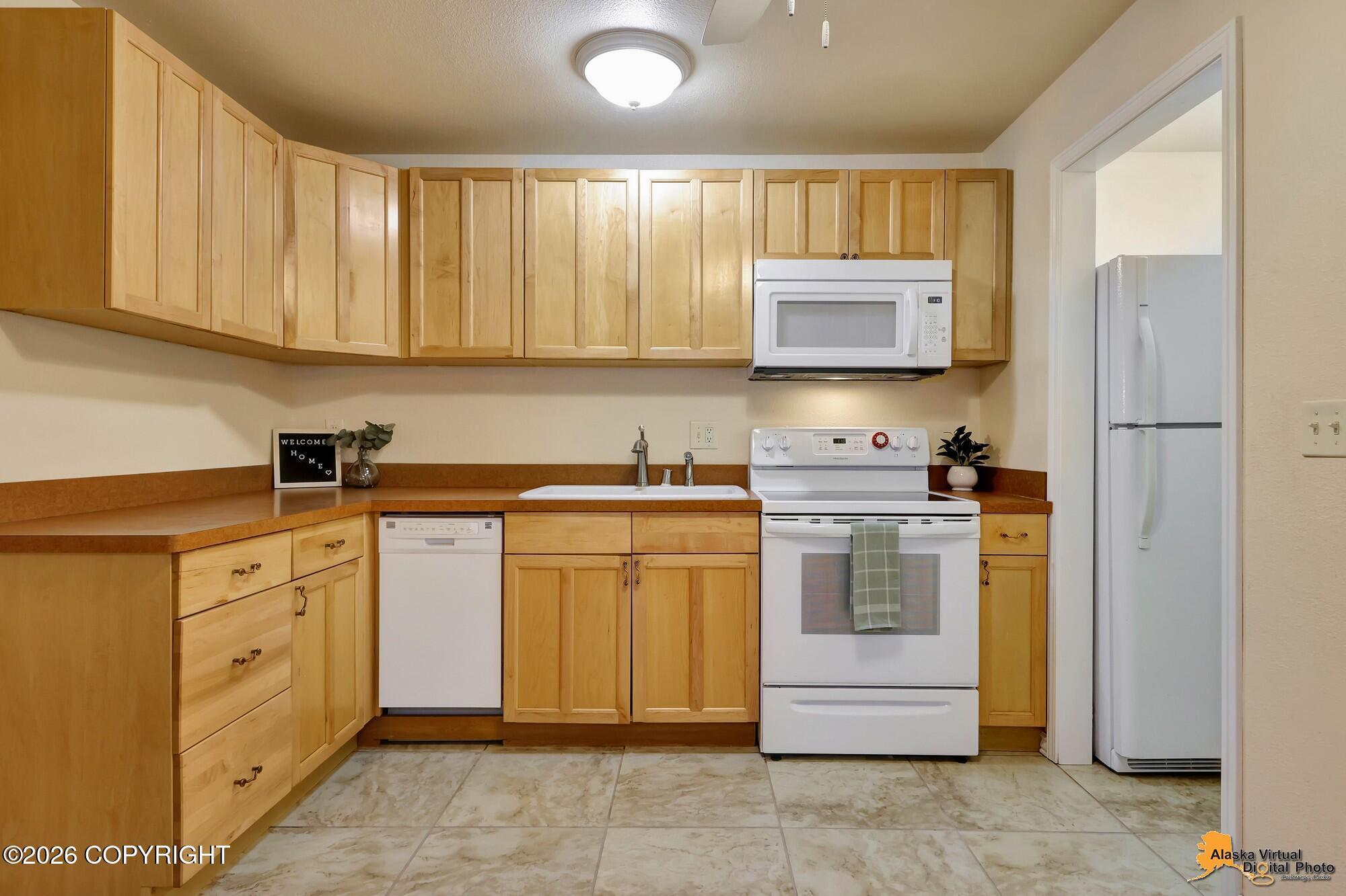 2210 Sentry Drive #B-8, Anchorage AK 99507