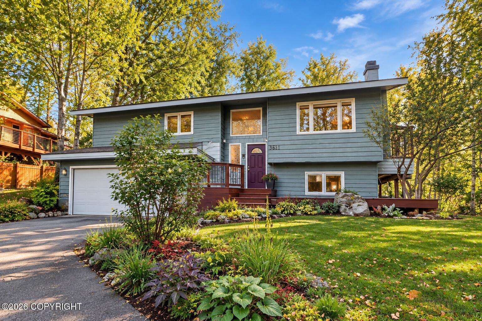 8541 Greenhill Way Way, Anchorage AK 99502