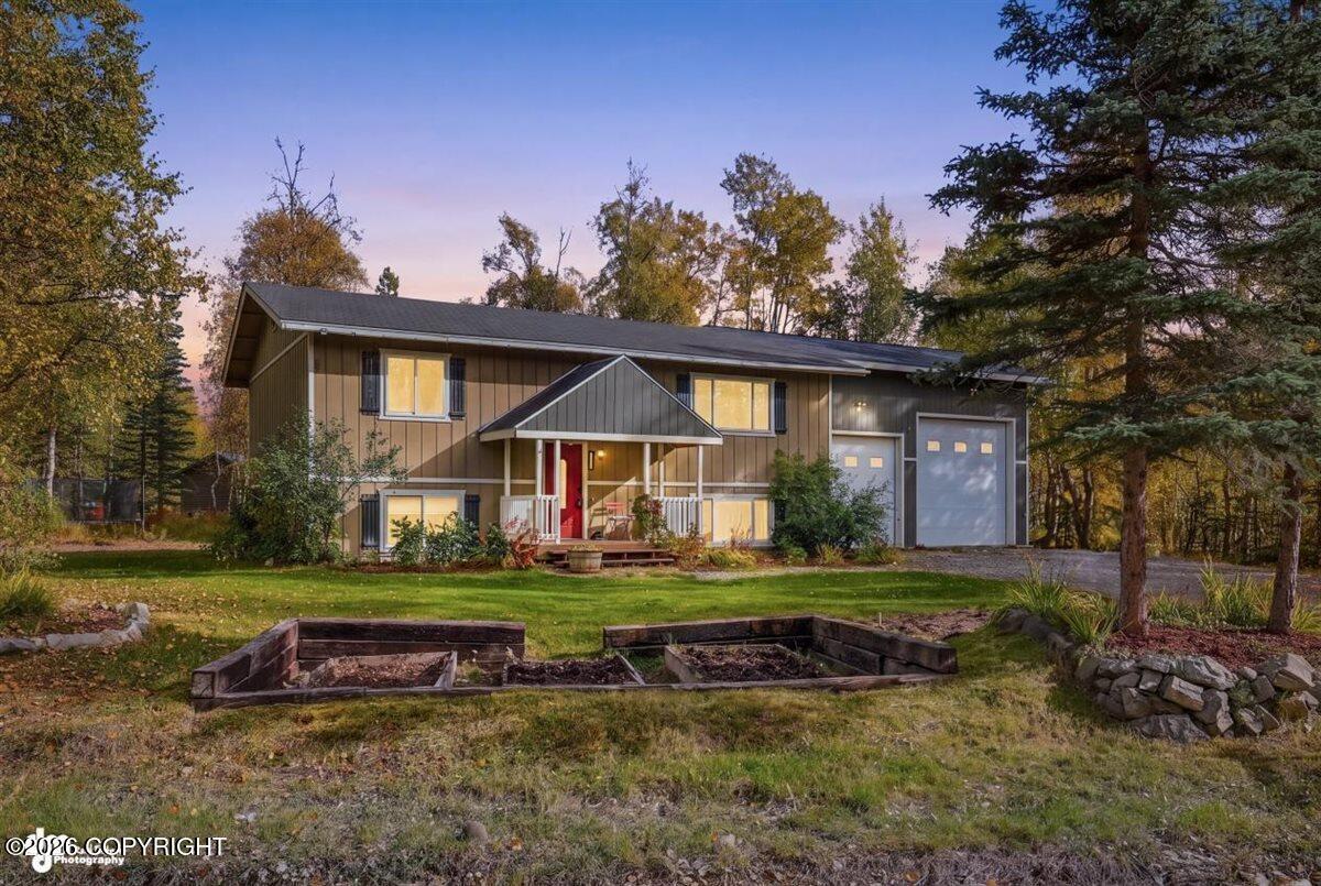 3525 N Grey Wolf Drive, Wasilla AK 99654