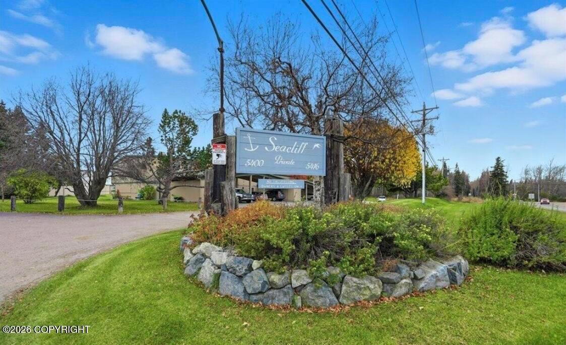 5402 W DIMOND Boulevard A1, Anchorage AK 99502