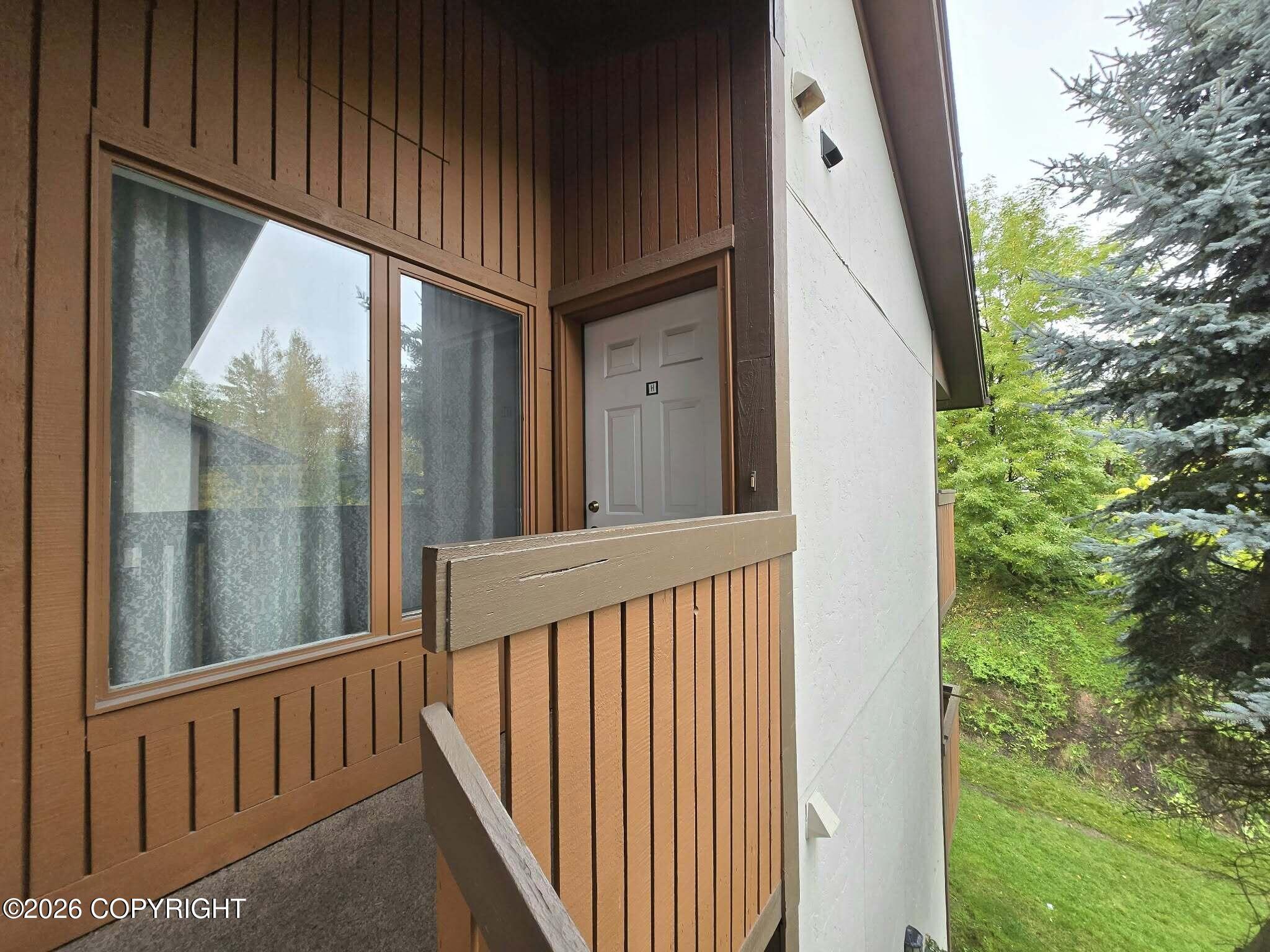 7222 Foxridge Circle #14-H, Anchorage AK 99518
