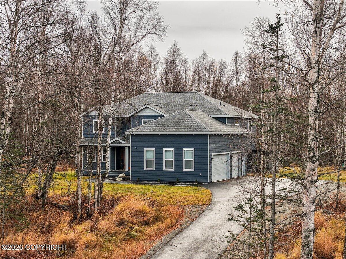 8967 E Wolf Creek Road, Wasilla AK 99654
