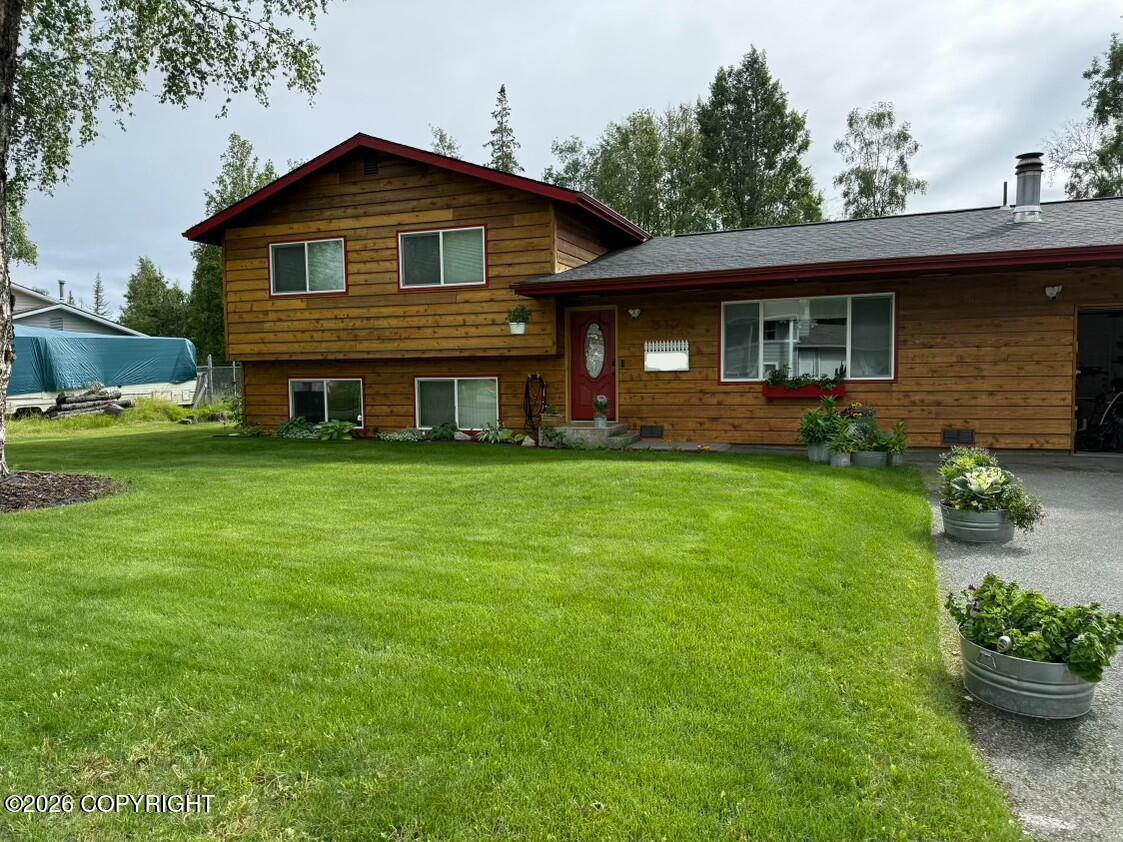 517 Pine Avenue, Kenai AK 99611