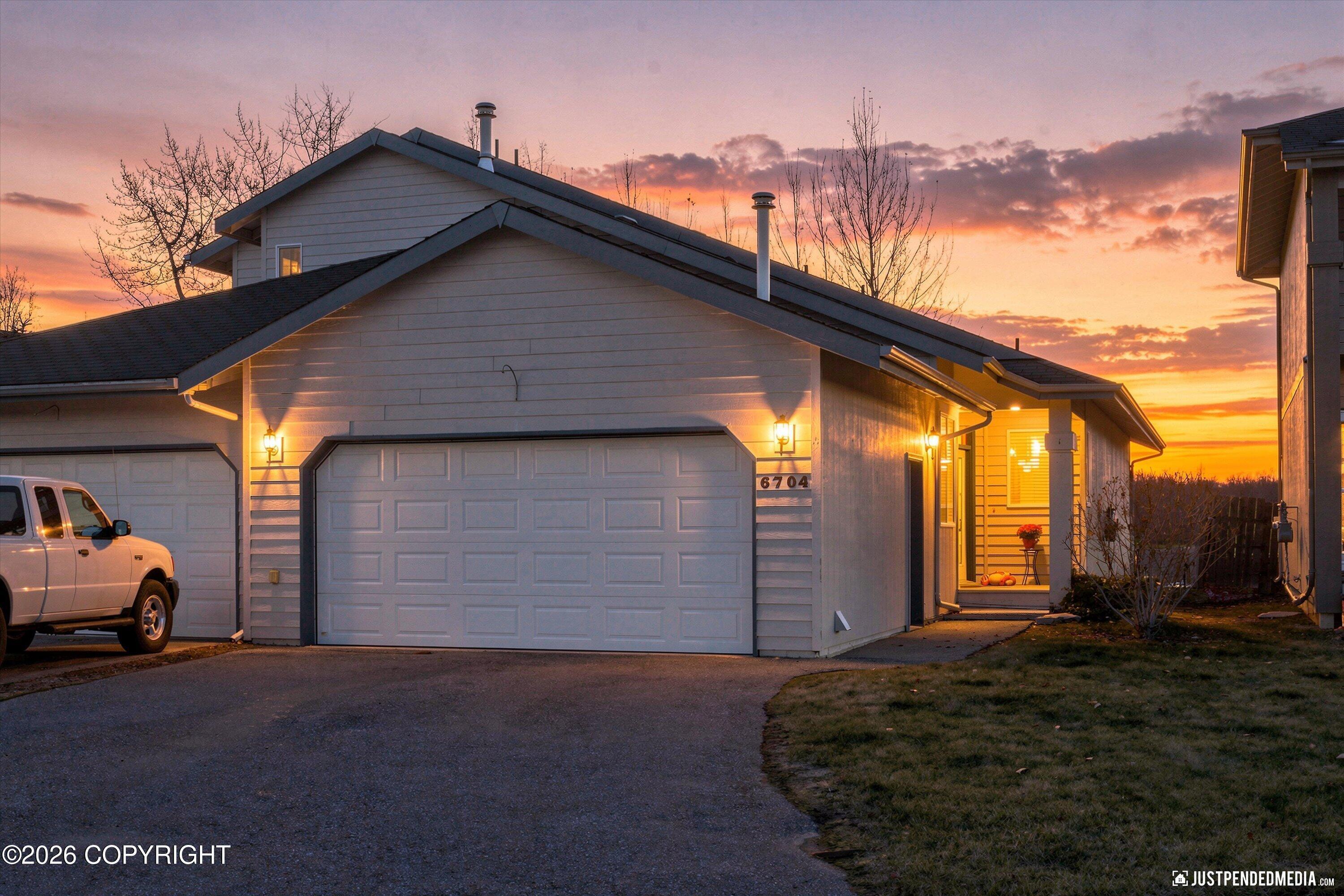 6704 Snow Goose Circle, Anchorage AK 99502