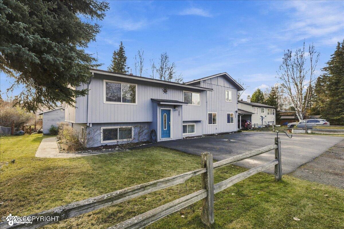 640 E 74TH Avenue, Anchorage AK 99518