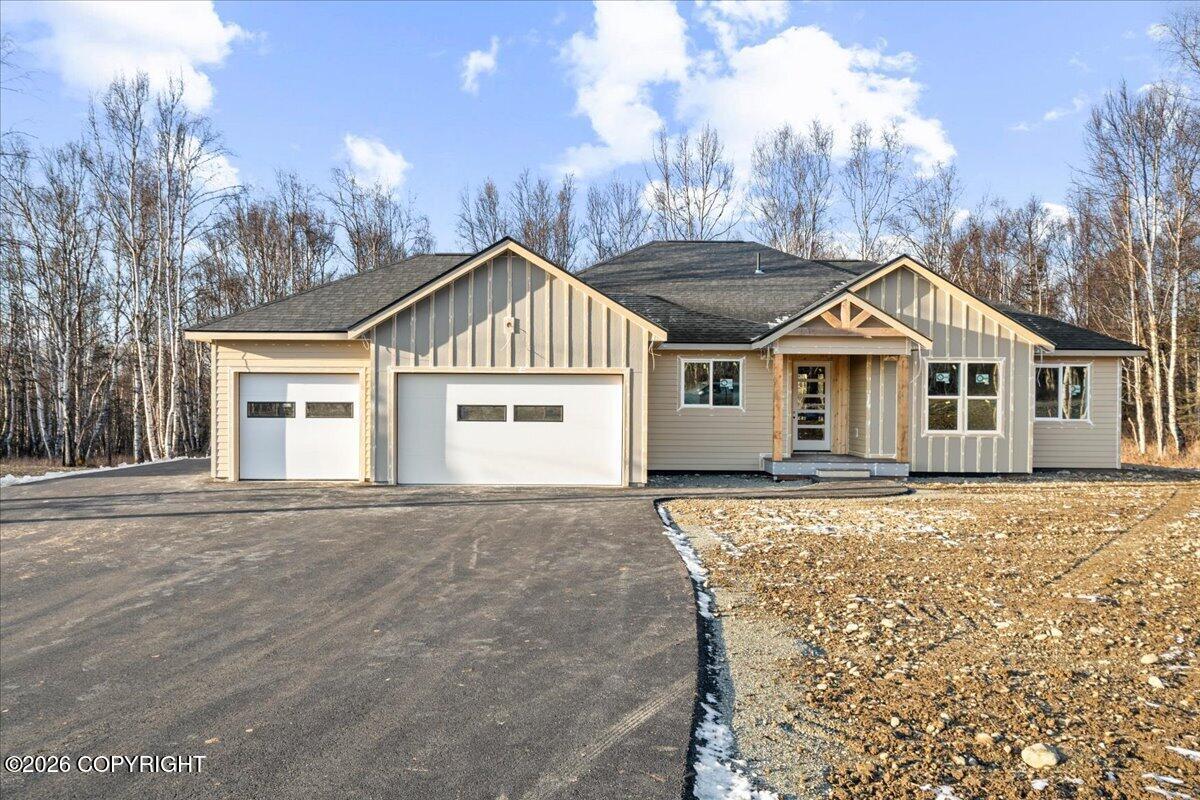 4672 N Sandburg Drive, Wasilla AK 99654
