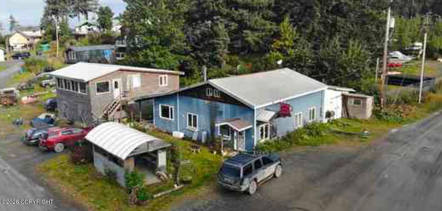 346 Illiamna Street, Seldovia AK 99663